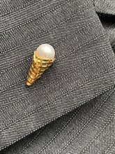 Load image into Gallery viewer, Pearl  brooch pin _ ice cream