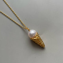 Load image into Gallery viewer, Pearl pendant _ ice cream
