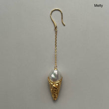 Load image into Gallery viewer, Baroque pearl long earring _ ice cream