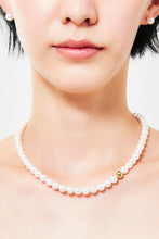 Load image into Gallery viewer, Pearl necklace GOLD