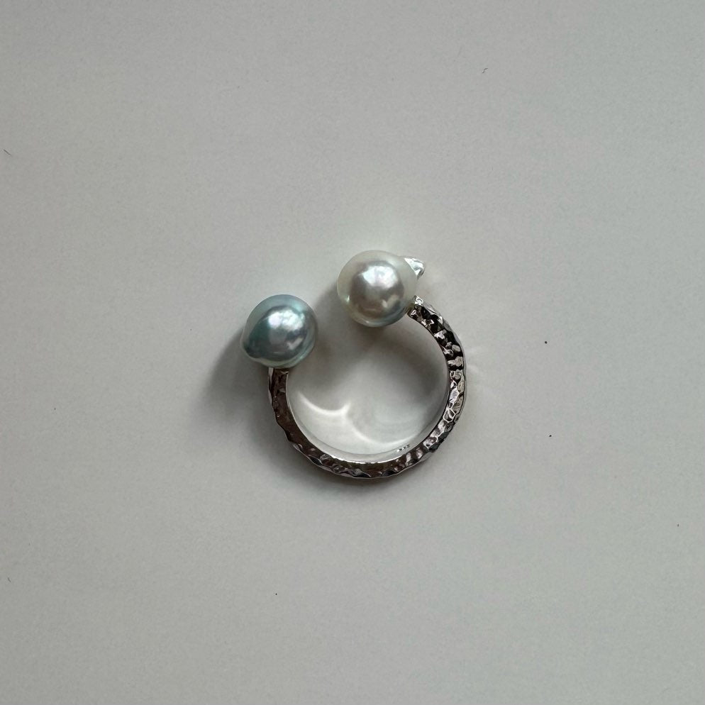 Baroque pearl ear cuff & ring