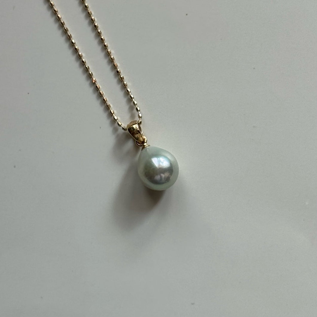 Baroque pearl pendant Drop